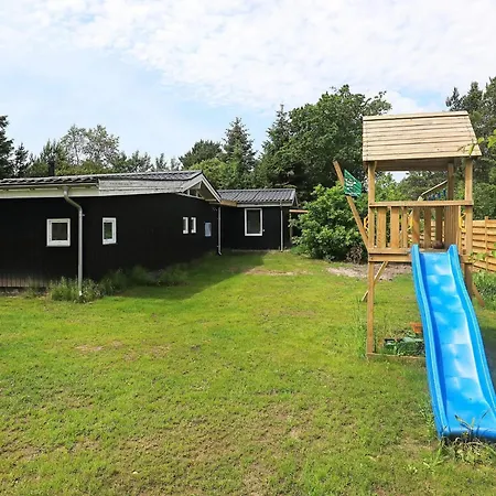 Ferienhaus 4 Star In Hals